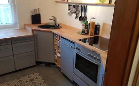 Stadtnahe Wohnung mit kl.Balkon und Parkplatz